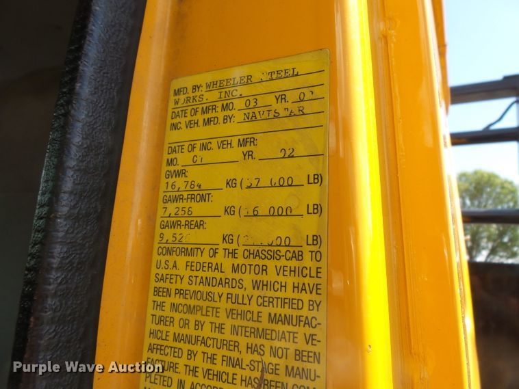 image for item DH7937 2002 International 4900 Crew Cab flatbed truck