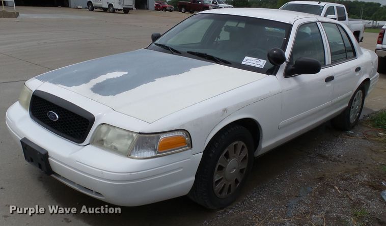 image for item DH7974 2008 Ford Crown Victoria Police Interceptor