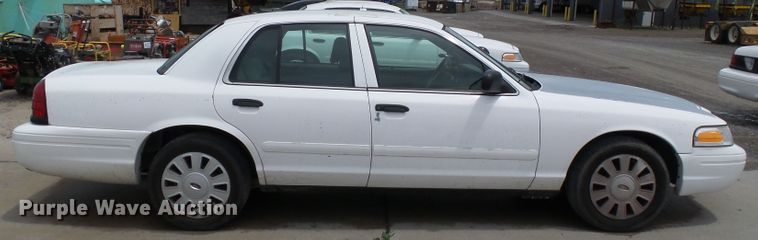 image for item DH7974 2008 Ford Crown Victoria Police Interceptor