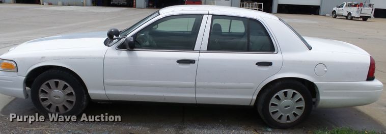image for item DH7974 2008 Ford Crown Victoria Police Interceptor