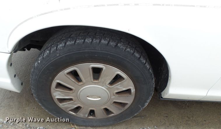 image for item DH7974 2008 Ford Crown Victoria Police Interceptor