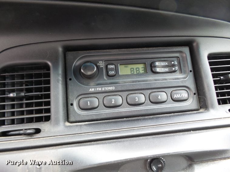 image for item DH7974 2008 Ford Crown Victoria Police Interceptor