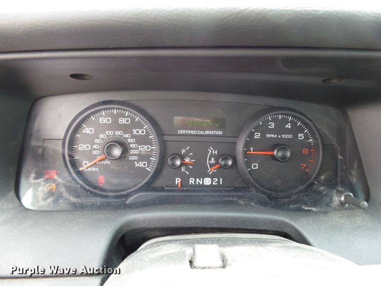 image for item DH7974 2008 Ford Crown Victoria Police Interceptor