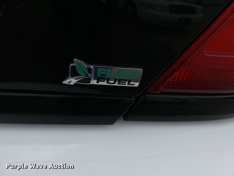 image for item DH7975 2010 Ford Crown Victoria Police Interceptor