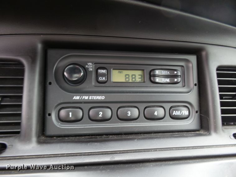 image for item DH7975 2010 Ford Crown Victoria Police Interceptor