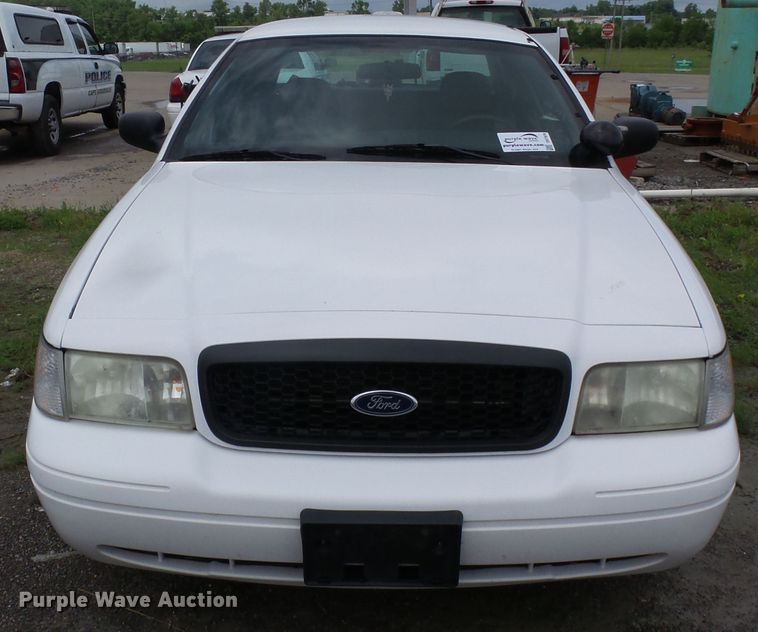 image for item DH7976 2006 Ford Crown Victoria Police Interceptor