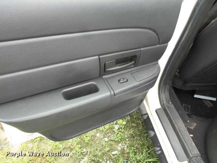 image for item DH7976 2006 Ford Crown Victoria Police Interceptor