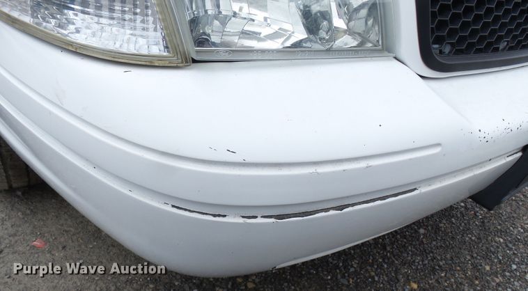 image for item DH7977 2010 Ford Crown Victoria Police Interceptor