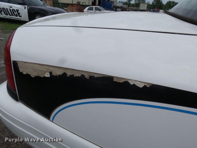 image for item DH7977 2010 Ford Crown Victoria Police Interceptor