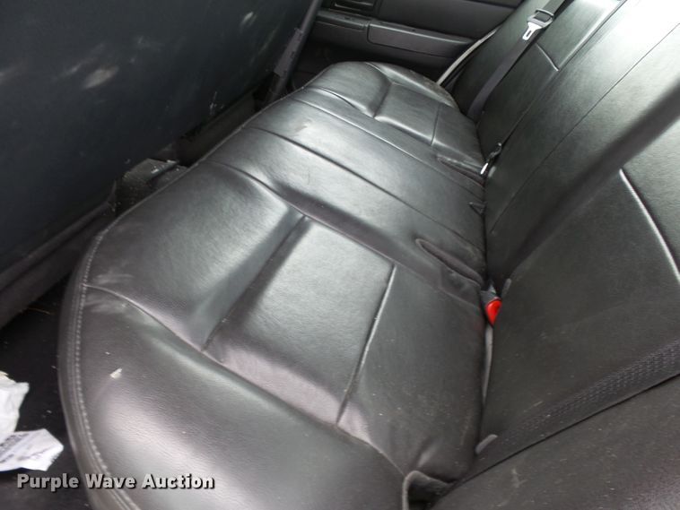 image for item DH7977 2010 Ford Crown Victoria Police Interceptor