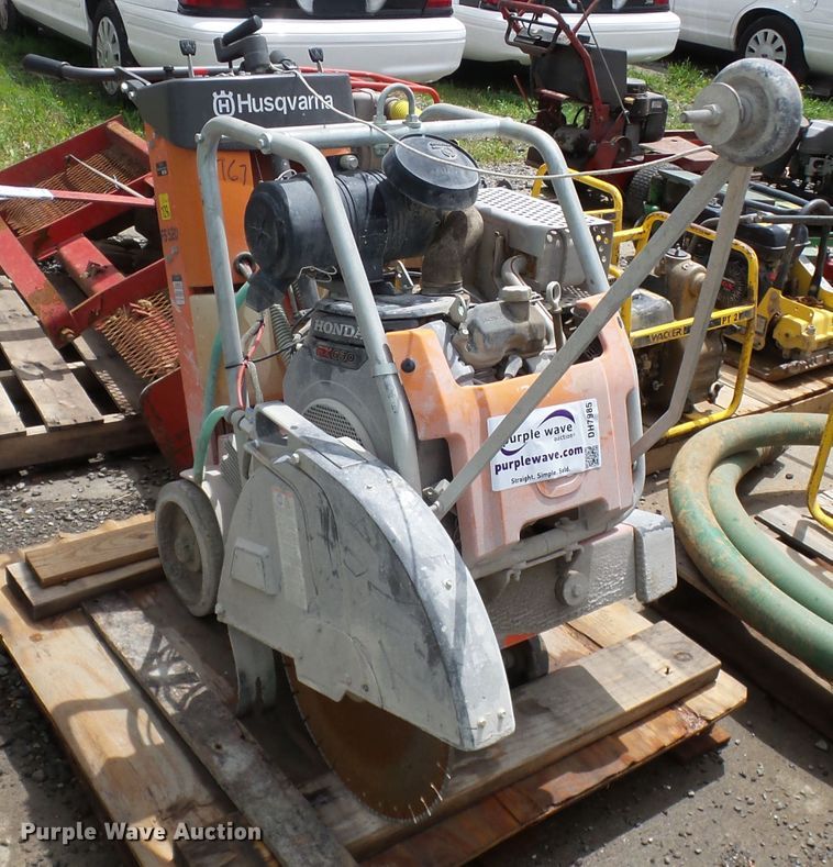 image for item DH7985 2012 Husqvarna FS520 concrete saw