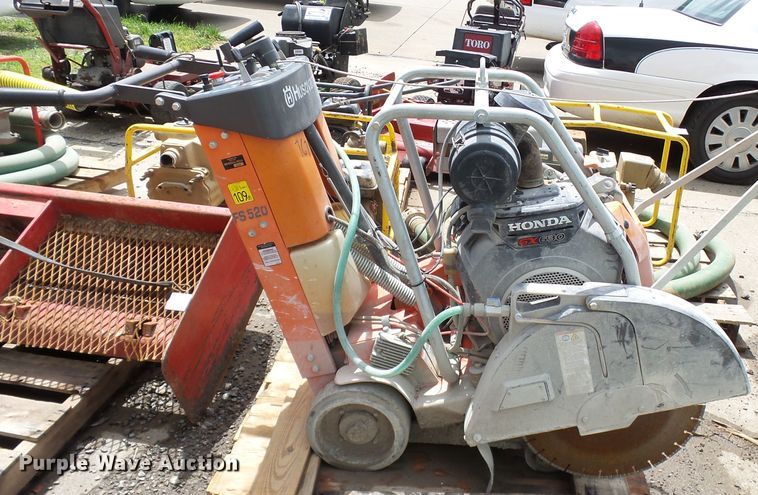 image for item DH7985 2012 Husqvarna FS520 concrete saw