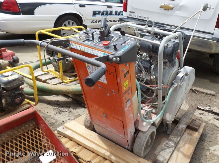 image for item DH7985 2012 Husqvarna FS520 concrete saw