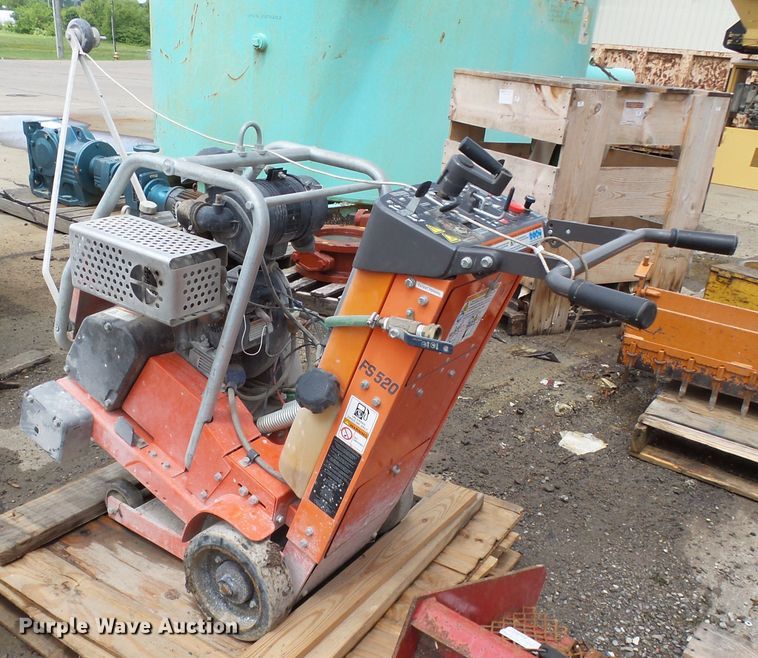 image for item DH7985 2012 Husqvarna FS520 concrete saw