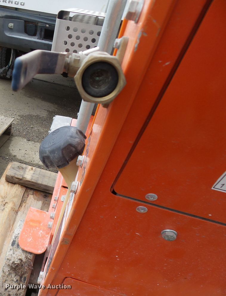 image for item DH7985 2012 Husqvarna FS520 concrete saw