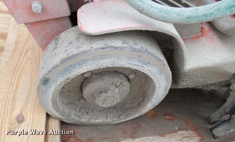 image for item DH7985 2012 Husqvarna FS520 concrete saw