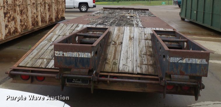 image for item DH7996 1992 Trail King TK20 equipment trailer