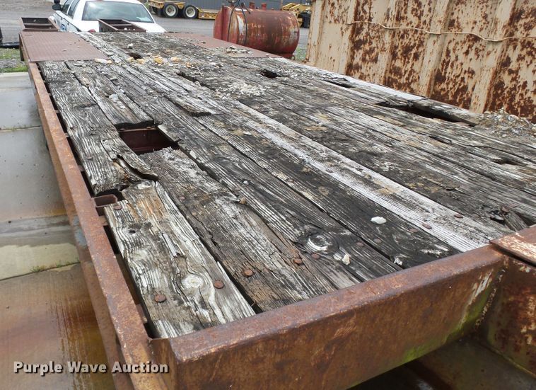 image for item DH7996 1992 Trail King TK20 equipment trailer