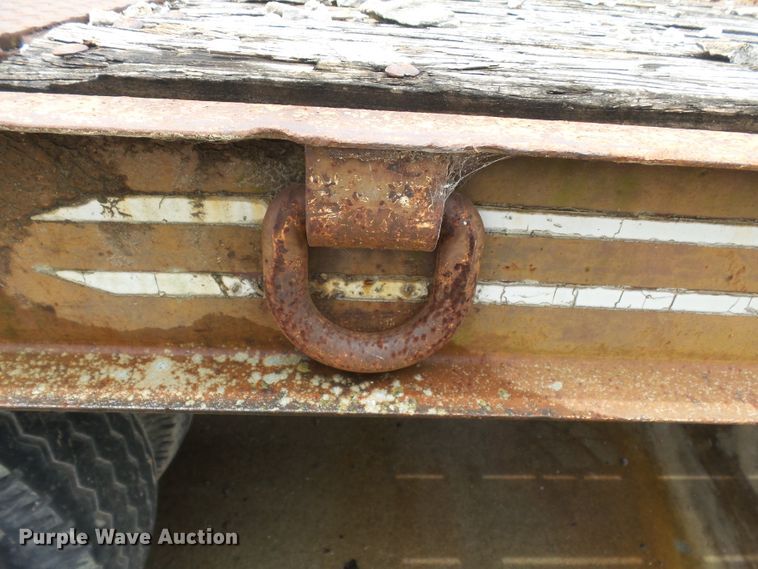 image for item DH7996 1992 Trail King TK20 equipment trailer