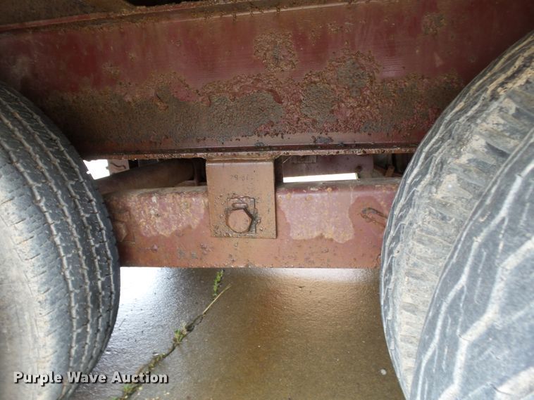 image for item DH7996 1992 Trail King TK20 equipment trailer