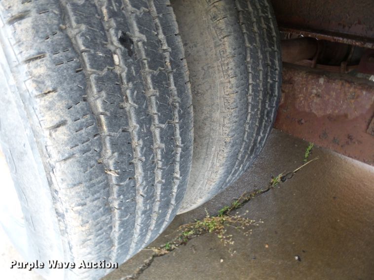 image for item DH7996 1992 Trail King TK20 equipment trailer