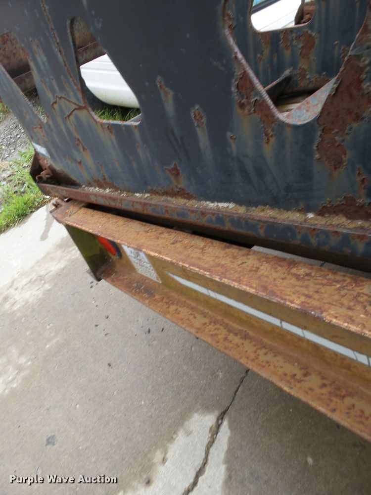 image for item DH7996 1992 Trail King TK20 equipment trailer