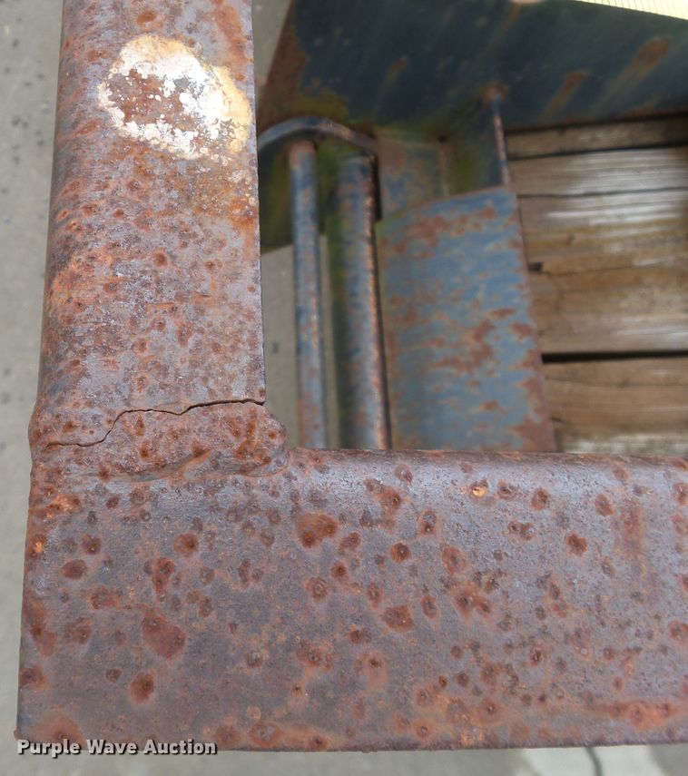 image for item DH7996 1992 Trail King TK20 equipment trailer