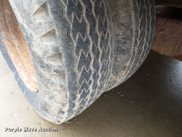 image for item DH7996 1992 Trail King TK20 equipment trailer