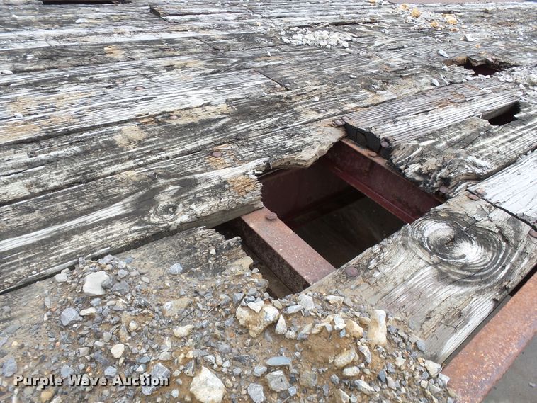 image for item DH7996 1992 Trail King TK20 equipment trailer