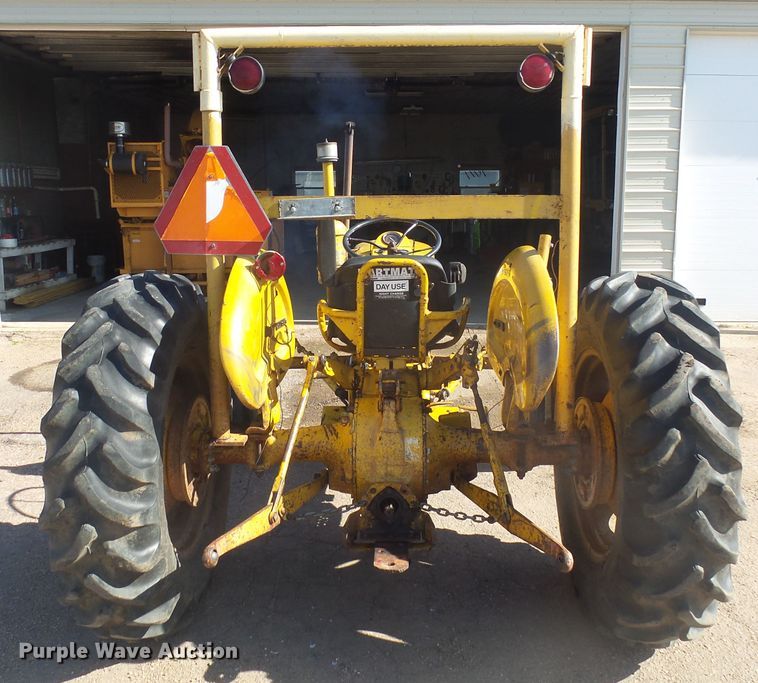 image for item DX9224 1964 Ford 2000  tractor