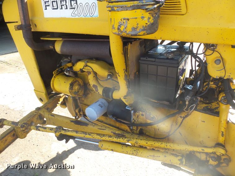 image for item DX9224 1964 Ford 2000  tractor