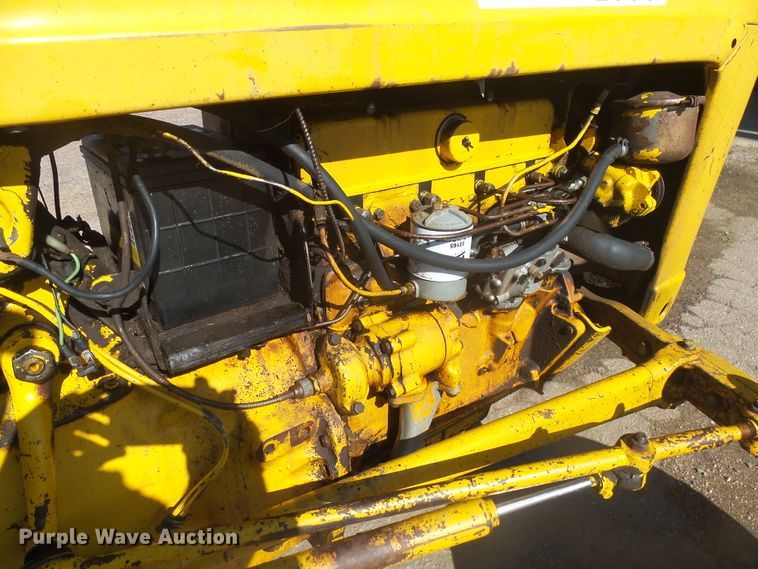 image for item DX9224 1964 Ford 2000  tractor