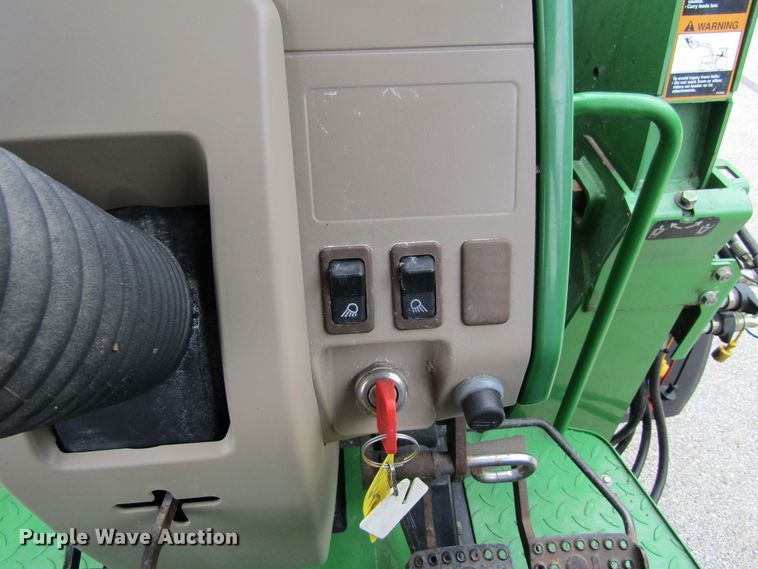 image for item FD9443 2003 John Deere 6420L  MFWD tractor