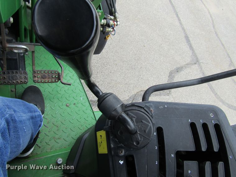 image for item FD9443 2003 John Deere 6420L  MFWD tractor