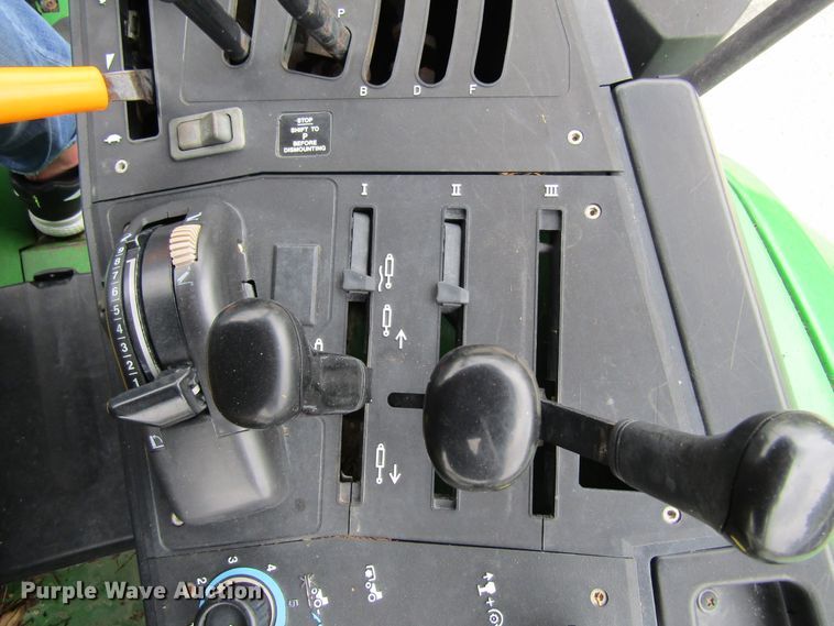 image for item FD9443 2003 John Deere 6420L  MFWD tractor