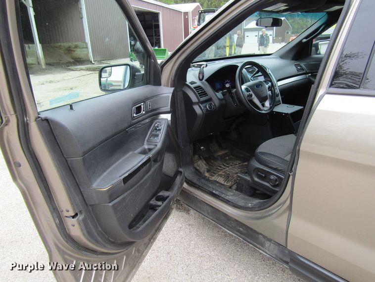 image for item FD9445 2013 Ford Explorer Police Interceptor  SUV