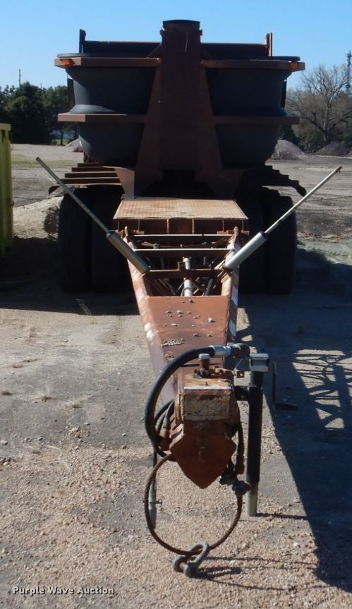 image for item FX9128 1978 Clement dump trailer