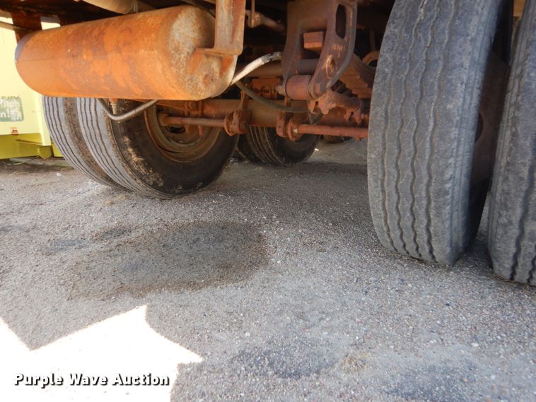 image for item FX9128 1978 Clement dump trailer