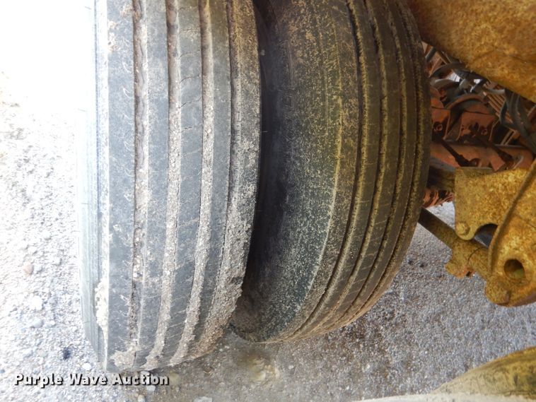 image for item FX9128 1978 Clement dump trailer