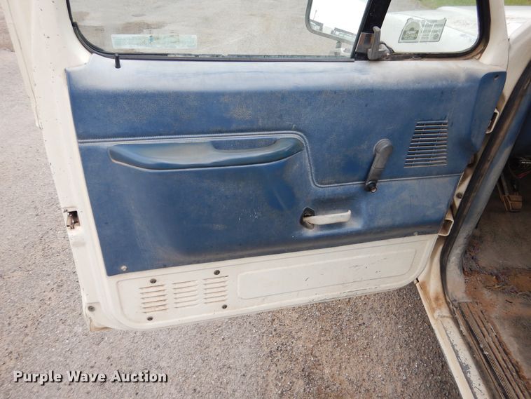 image for item GE9412 1987 Ford F150  utility bed pickup truck