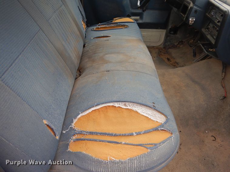 image for item GE9412 1987 Ford F150  utility bed pickup truck