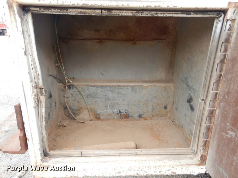 image for item GE9412 1987 Ford F150  utility bed pickup truck