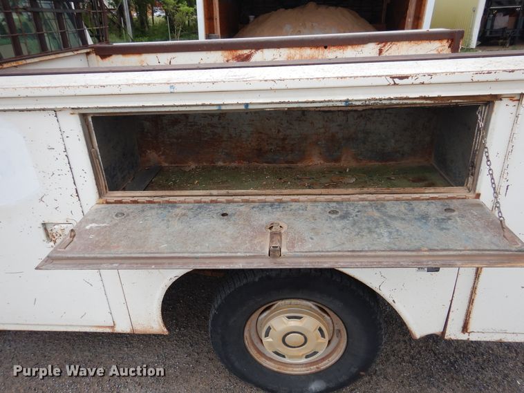 image for item GE9412 1987 Ford F150  utility bed pickup truck