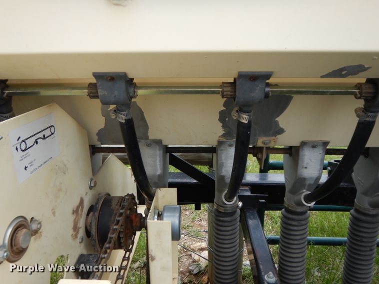 image for item GH9781 Truax FLXIT812 Flex II seeder