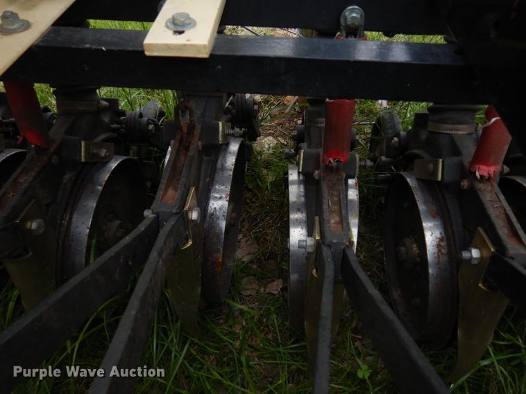 image for item GH9781 Truax FLXIT812 Flex II seeder