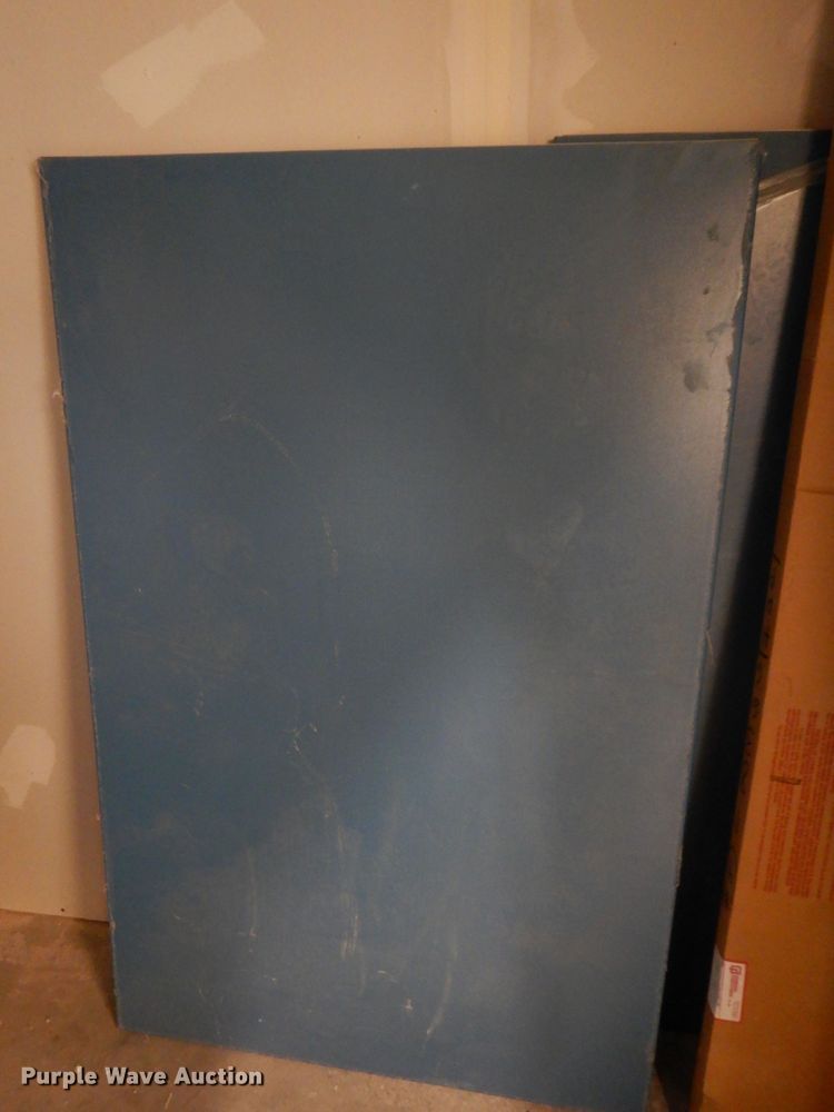 image for item GH9788 General bathroom partitions