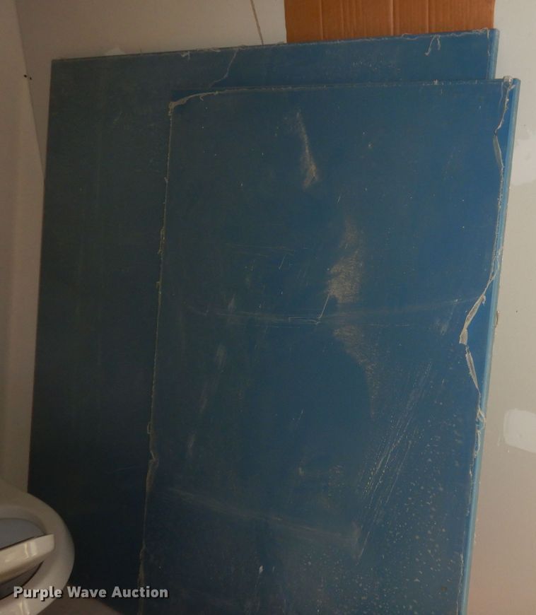 image for item GH9788 General bathroom partitions