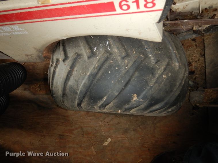 image for item GH9823 Grasshopper 618 ZTR lawn mower