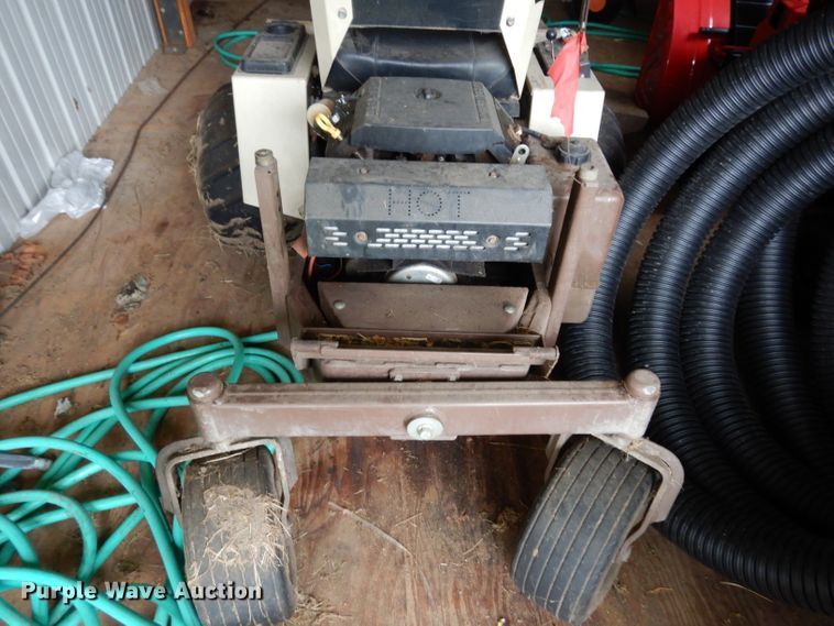 image for item GH9823 Grasshopper 618 ZTR lawn mower