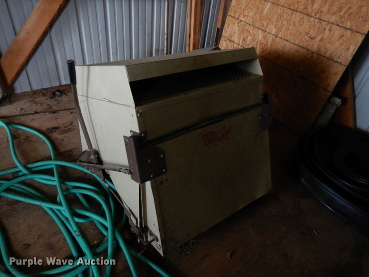 image for item GH9823 Grasshopper 618 ZTR lawn mower